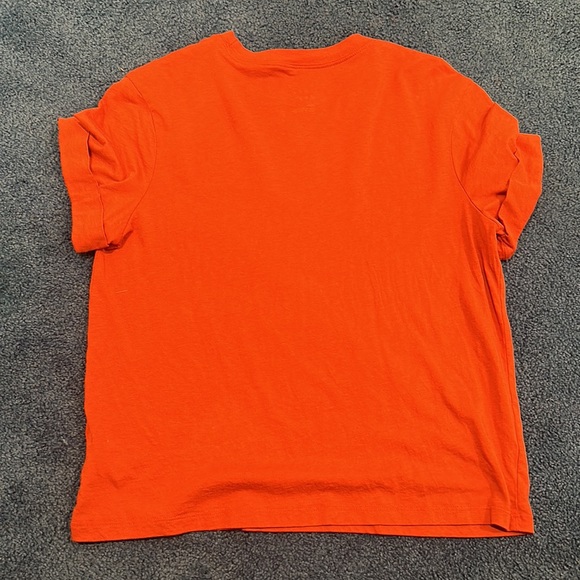 The shirt is darker in person, this color didn’t really suit me. - Picture 2 of 2